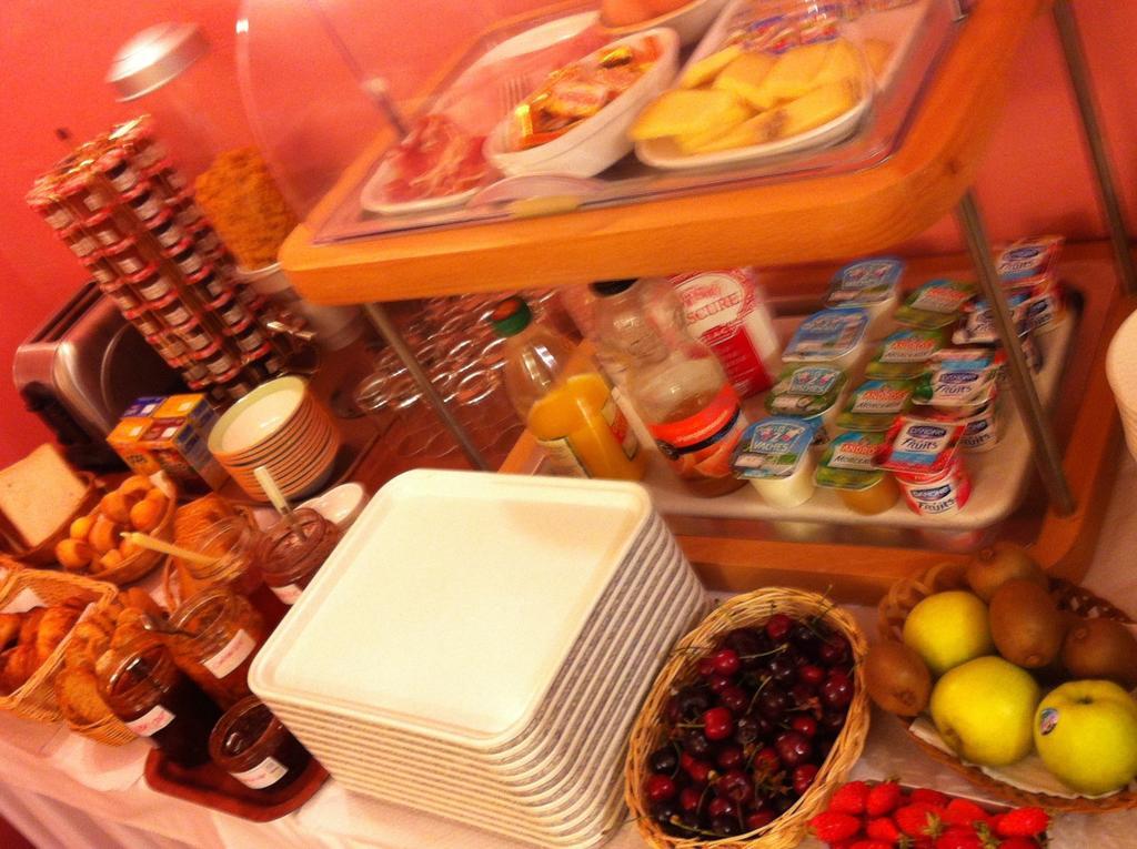 La Taverne Uzès Екстериор снимка